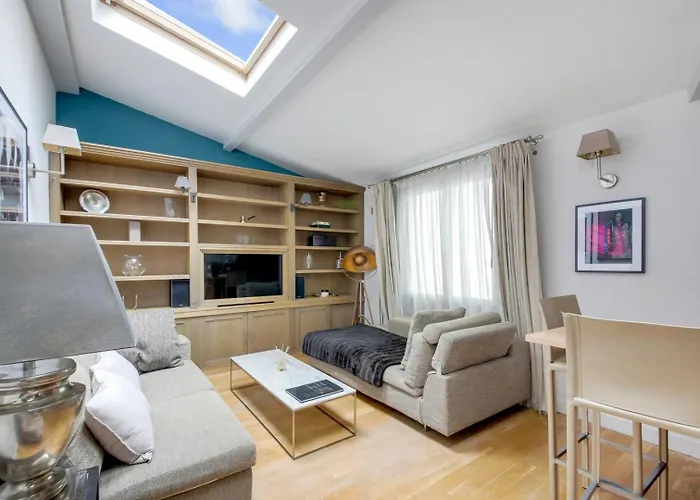 Marais Bretagne Area Parijs